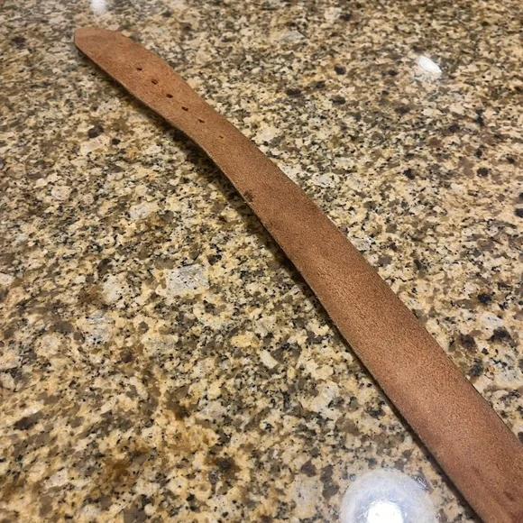 Men’s Vintage Brown Tooled Leather Belt Tarnished Brass Buckle Size 36 - Picture 5 of 10